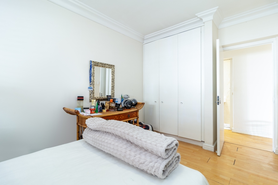 3 Bedroom Property for Sale in Sea Point Western Cape